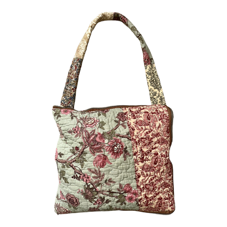 The Amber Mosaic Coat N Tote hi