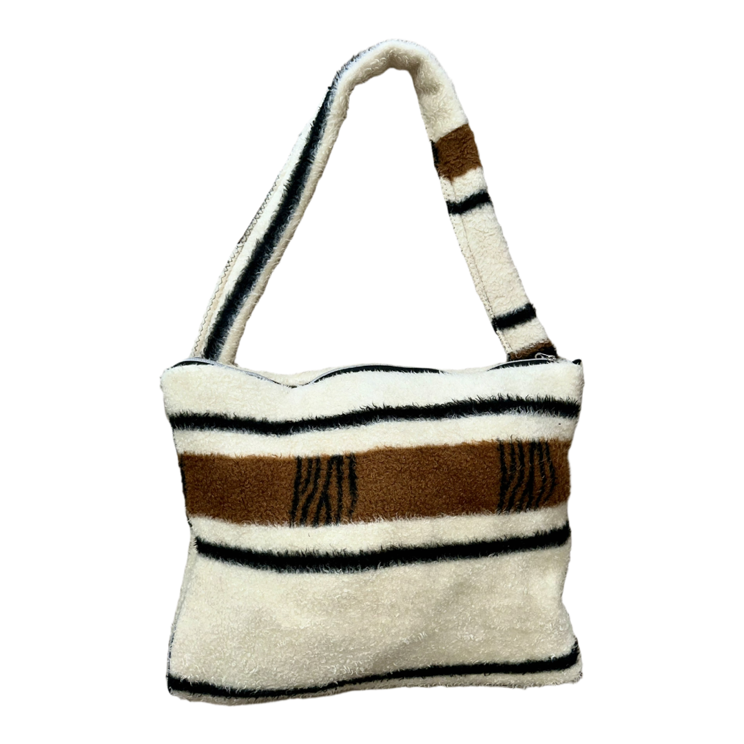 1 of 1 Savanna Flame Trench Tote