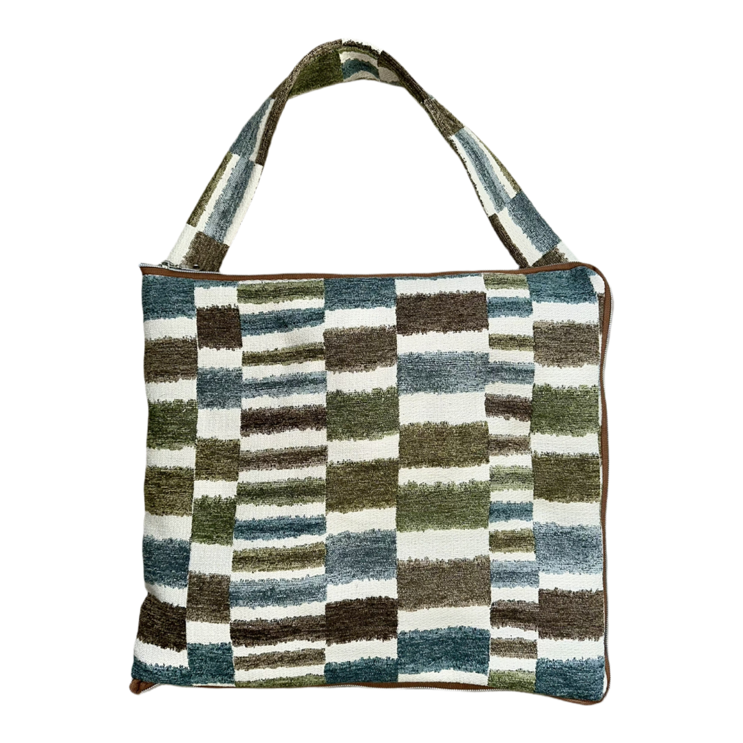 1 of 5 Jazz Grid Coat N Tote